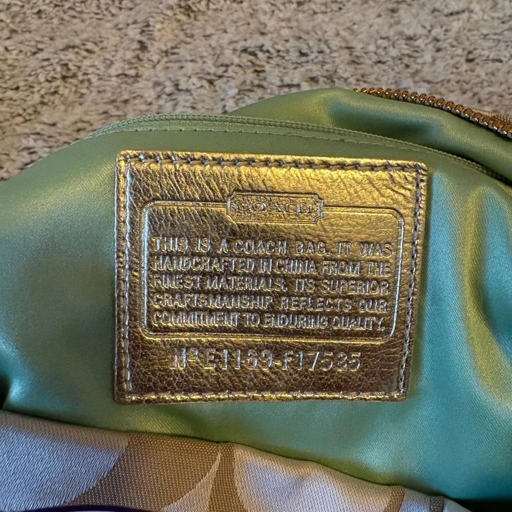 Coach Poppy Crossbody - Picture 8 of 8